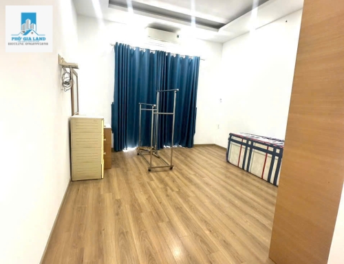 BÁN NHÀ 3 TẦNG - HẺM 1027 HUỲNH TẤN PHÁT - QUẬN 7.