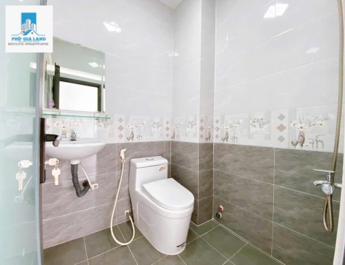 BÁN NHÀ HẺM XE HƠI SHR HUỲNH TẤN PHÁT , NHÀ BÈ