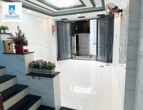 380.26.5F Lê Văn Lương 49 2 4 12 4.7 tỷ Tân Hưng Quận 7