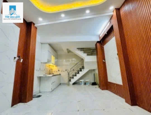 BÁN NHÀ HẺM 4 TẦNG TRẦN XUÂN SOẠN , P. TÂN HƯNG , QUẬN 7.