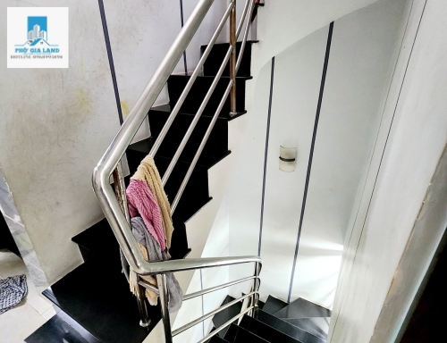 NHÀ ĐẸP NGUYỄN VĂN QUỲ PHÚ THUẬN QUẬN 