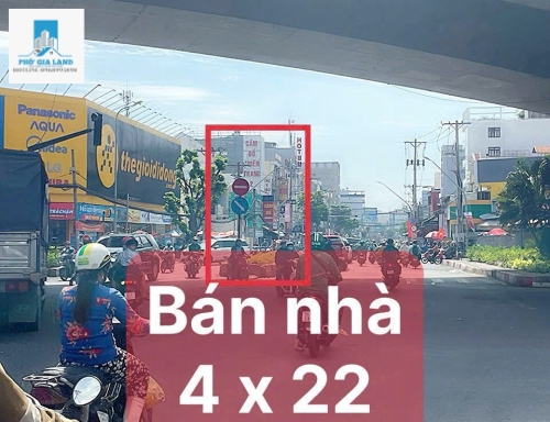  NHÀ 3 TẦNG MẶT TIỀN ĐƯỜNG HUỲNH TẤN PHÁT - GẦN NGÃ 4 NGUYỄN THỊ THẬP - QUẬN 7 .