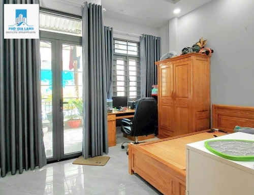 NHÀ PHỐ XINH XẮN HUỲNH TẤN PHÁT PHÚ THUẬN QUẬN 