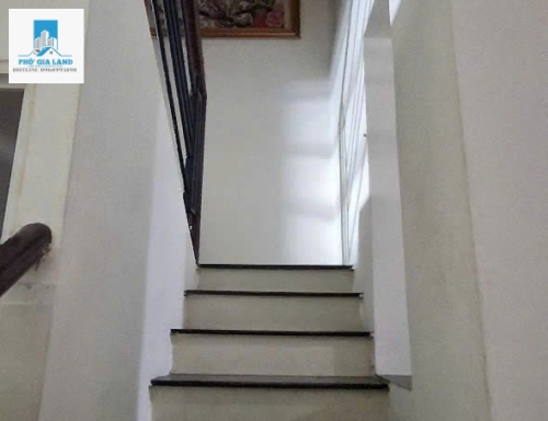 BÁN NHÀ TRẦN XUÂN SOẠN TÂN HƯNG 