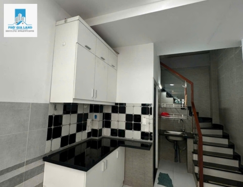 BÁN  NHÀ 3 TẦNG HẺM XE HƠI ĐƯỜNG SỐ 10, P.TÂN QUY, QUẬN 7 .