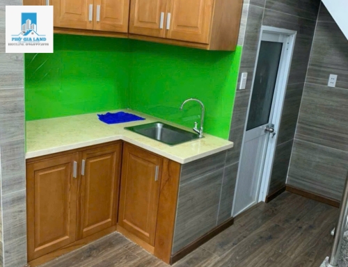 NHÀ 3 TẦNG - HẺM 502 HUỲNH TẤN PHÁT -P. BÌNH THUẬN - QUẬN 7 .