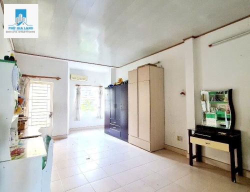 MẶT TIỀN ĐƯỜNG SỐ - LÂM VĂN BỀN- QUẬN 7