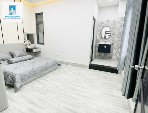 BÁN NHÀ HUỲNH TẤN PHÁT PHÚ THUẬN Q7 HẼM XE GẦN MẶT TIỀN PHÚ 