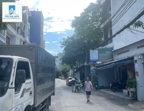 BÁN NHÀ CĂN GỐC 2 MT ĐƯỜNG SỐ TÂN QUY , QUẬN 7 .