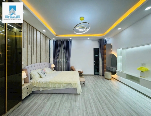  LÔ NHÌ PHẠM HỮU LẦU - LIỀN KỀ PHÚ MỸ HƯNG - QUẬN 7 . 