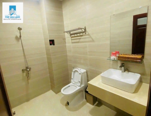 BÁN KHÁCH SẠN ĐẸP NGUYỄN LƯƠNG BẰNG , P. PHÚ MỸ , QUẬN 7 .