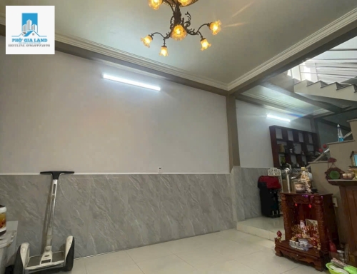 NHÀ 3 TẦNG - SỔ HỒNG RIÊNG - P. PHÚ THUẬN - QUẬN 7 .