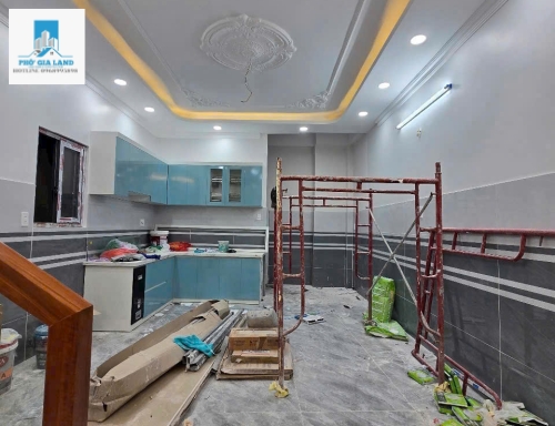 BÁN NHÀ MỚI ĐẸP GẦN VINCOM NAM LONG , QUẬN 7.