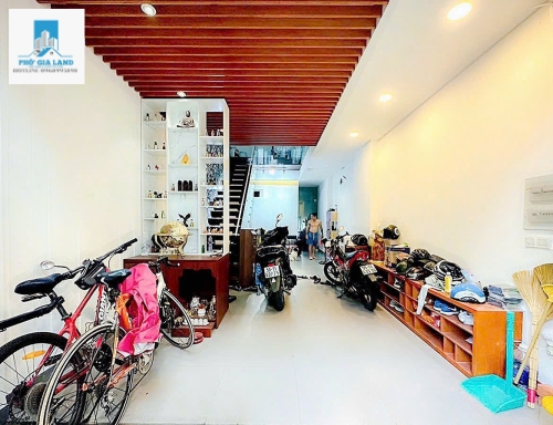 NHÀ MẶT TIỀN ĐƯỜNG SỐ CHỢ TÂN MỸ, P. TÂN QUY, QUẬN 7 .