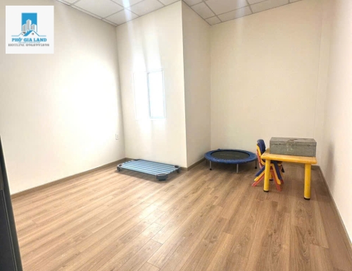 BÁN NHÀ 3 TẦNG - HẺM 1027 HUỲNH TẤN PHÁT - QUẬN 7.