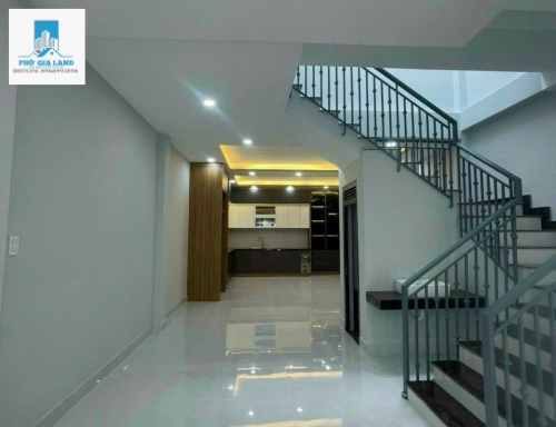 BÁN NHÀ MT ĐƯỜNG HUỲNH TẤN PHÁT , P. PHÚ THUẬN , QUẬN 7 .