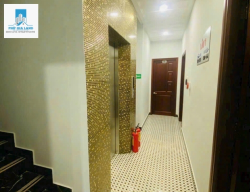 BÁN KHÁCH SẠN ĐẸP NGUYỄN LƯƠNG BẰNG , P. PHÚ MỸ , QUẬN 7 .