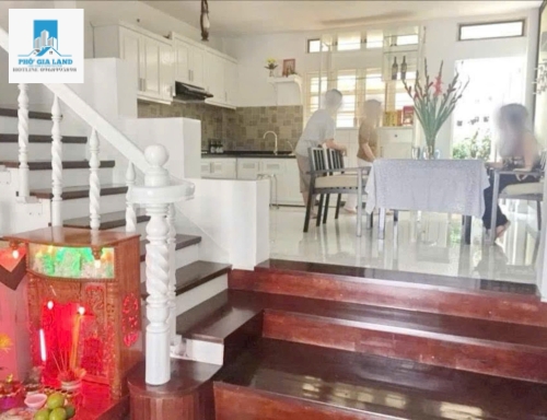 NHÀ PHỐ - LIỀN KỀ PHÚ MỸ HƯNG - QUẬN 7 .