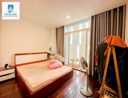 NHÀ MẶT TIỀN ĐƯỜNG SỐ CHỢ TÂN MỸ, P. TÂN QUY, QUẬN 7 .