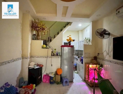  NHÀ HẺM ĐƯỜNG TRẦN XUÂN SOẠN , P. TÂN HƯNG , QUẬN 7