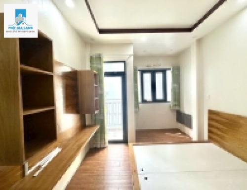 CHO THUÊ : NHÀ 3 TẦNG - GẦN VINCOM NAM LONG - QUẬN 7 .