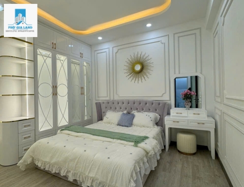 NHÀ 3 TẦNG LÔ NHÌ HẺM MT HẺM XE HƠI - LIỀN KỀ PHÚ MỸ HƯNG- QUẬN 7 .