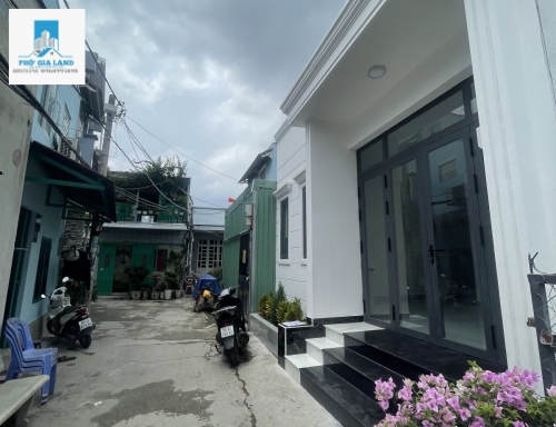 BÁN NHÀ HUỲNH TẤN PHÁT PHÚ MỸ QUẬN 