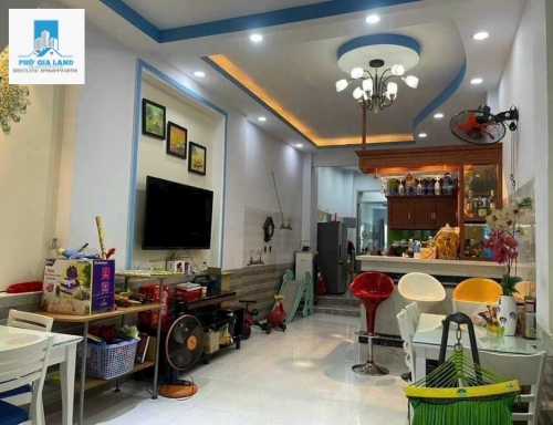 MẶT TIỀN KINH DOANH BỀ NGANG 7M - ĐƯỜNG SỐ LÂM VĂN BỀN- TRUNG TÂM Q7.