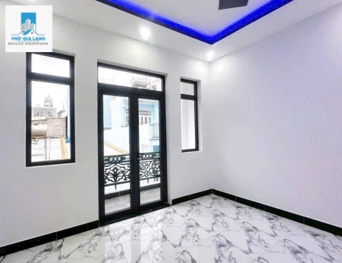 BÁN NHÀ SHR HUỲNH TẤN PHÁT , P. PHÚ THUẬN , QUẬN 7 . 
