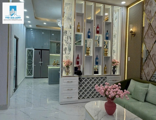NHÀ 3 TẦNG LÔ NHÌ HẺM MT HẺM XE HƠI - LIỀN KỀ PHÚ MỸ HƯNG- QUẬN 7 .