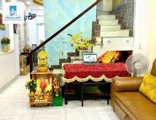 NHÀ 3 TẦNG LÝ PHỤC MAN, P. BÌNH THUẬN, QUẬN 7 .