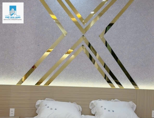 NHÀ 3 TẦNG - HẺM XE HƠI TỚI NƠI - HUỲNH TẤN PHÁT - QUẬN 7 . 