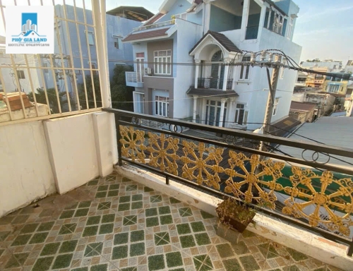 MẶT TIỀN HẺM KINH DOANH HUỲNH TẤN PHÁT - P. BÌNH THUẬN - QUẬN 7.