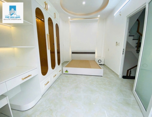 BIỆT THỰ PHỐ GÓC 2 MẶT TIỀN - TT NHÀ BÈ . 