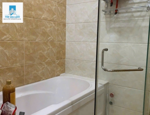 NHÀ 3 TẦNG LÝ PHỤC MAN, P. BÌNH THUẬN, QUẬN 7 .
