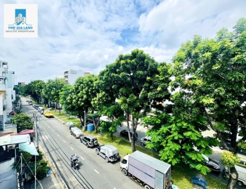 NHÀ MẶT TIỀN -  NHÀ ĐẸP CỰC HIẾM QUẬN 7 CHỈ NHỈNH 6 TỶ