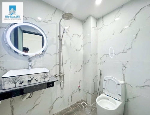 NHÀ HẺM SHR MỚI ĐẸP HUỲNH TẤN PHÁT , P.PHÚ THUẬN , QUẬN 7 .