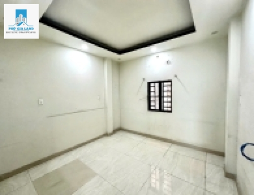 CHO THUÊ : NHÀ 3 TẦNG - GẦN VINCOM NAM LONG - QUẬN 7 .