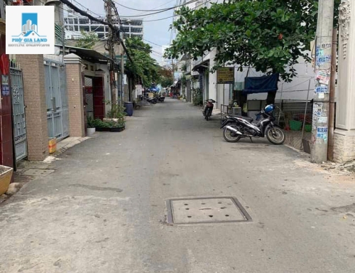 BÁN DÃY TRỌ - MT HẺM XE HƠI - BÙI VĂN BA - GẦN KCX TÂN THUẬN - QUẬN 7.