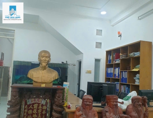NHÀ 3 TẦNG MẶT TIỀN ĐƯỜNG HUỲNH TẤN PHÁT - NHÀ BÈ .
