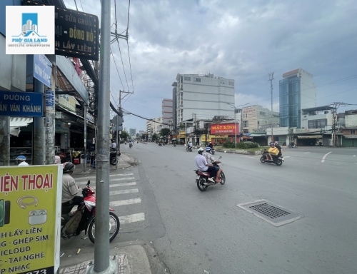 BÁN NHÀ TRẦN VĂN KHÁNH NHÀ MỚI VÀO Ở NGAY HẼM Ô 