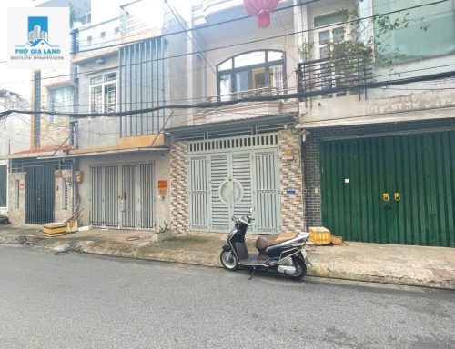 BÁN NHÀ HẺM HUỲNH TẤN PHÁT THÔNG LÝ PHỤC MAN , P. BÌNH THUẬN , QUẬN 7.