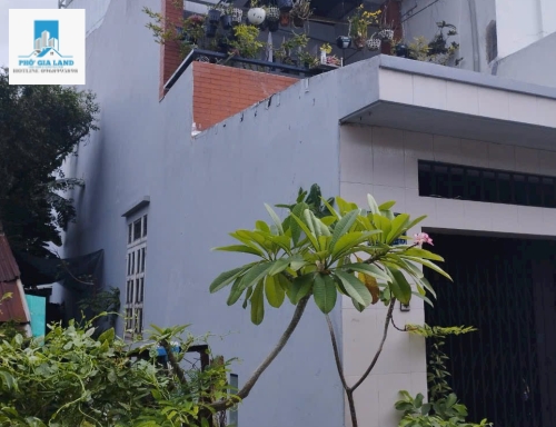 NHÀ 3 TẦNG - HẺM 160 NGUYỄN VĂN QUỲ - P. PHÚ THUẬN - QUẬN 7 .