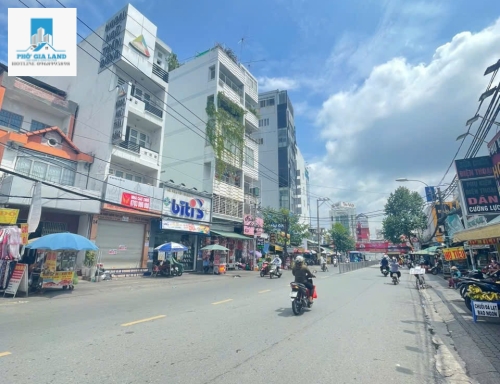 BÁN NHÀ MT ĐƯỜNG HUỲNH TẤN PHÁT , P. PHÚ THUẬN , QUẬN 7 .