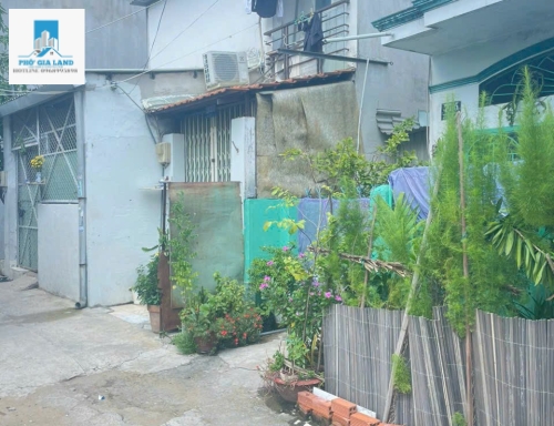 NHÀ NHỎ SỔ HỒNG RIÊNG , P.PHÚ THUẬN , QUẬN 7 .