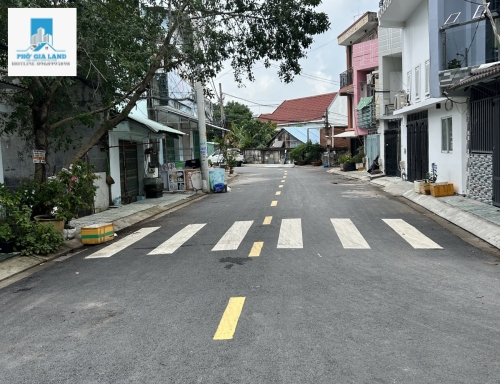 🏠 🏠🏠Nhà hẻm 1632 - Lê Văn Lương - Hẻm ô tô 10m - 4 Tầng BTCT - Giá chỉ nhỉnh 6 tỷ.