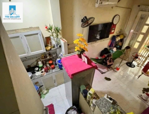  NHÀ HẺM ĐƯỜNG TRẦN XUÂN SOẠN , P. TÂN HƯNG , QUẬN 7