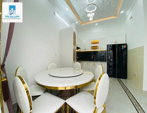 BIỆT THỰ PHỐ GÓC 2 MẶT TIỀN - TT NHÀ BÈ . 