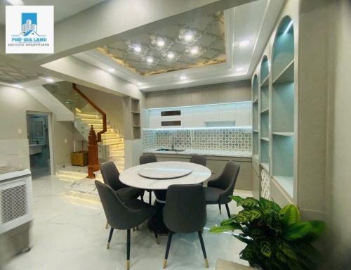 BÁN NHÀ NGAY CHỢ LÝ PHỤC MAN, P.BÌNH THUẬN, QUẬN 7.