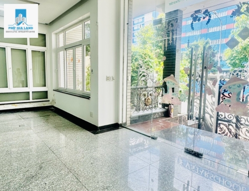 CẦN BÁN BIỆT VĂN PHÒNG  Đường Số 6 Khu Dân Cư Him Lam